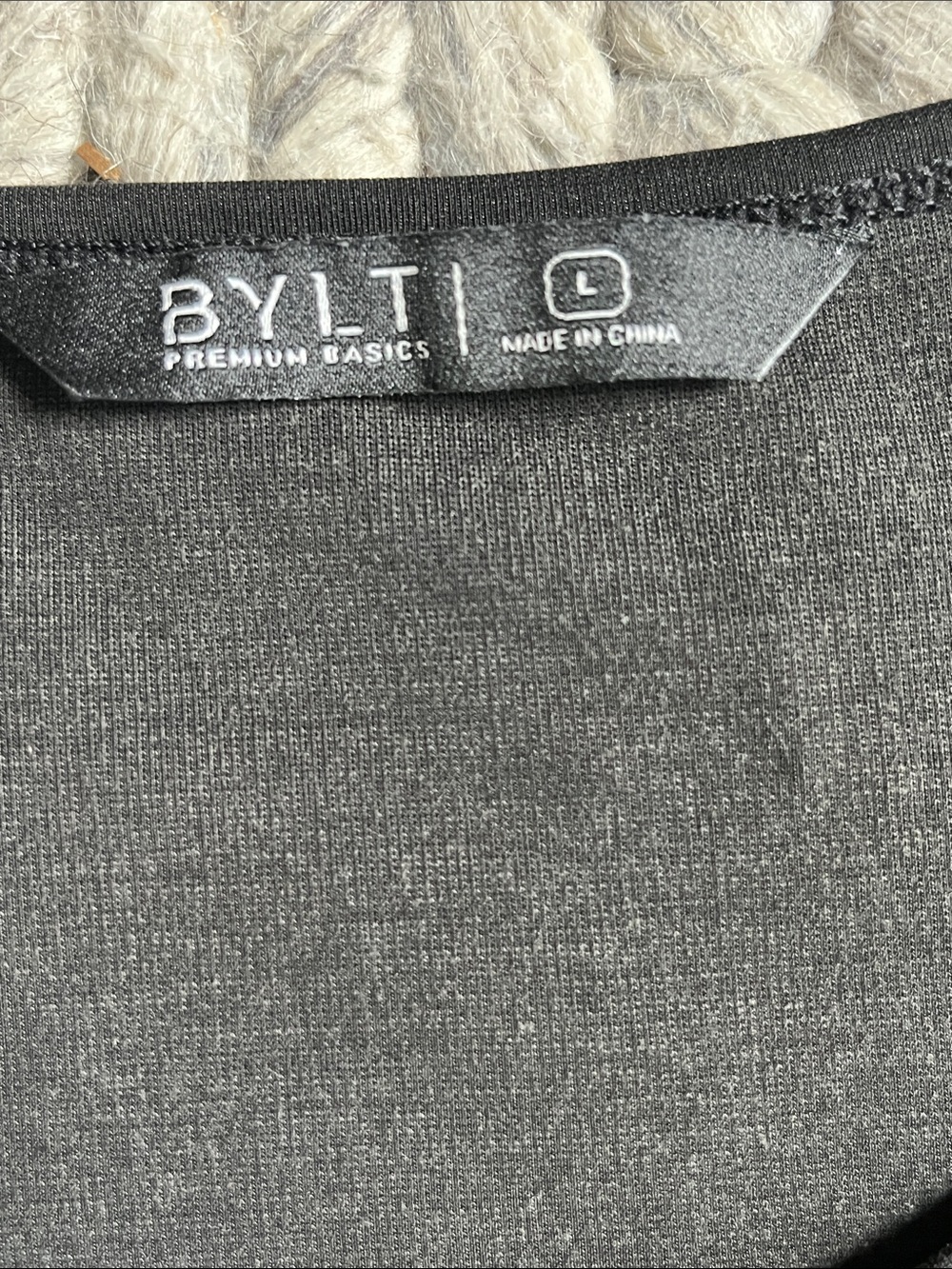 BYLT Premium Basics classic drop cut tshirt - Picture 11 of 14